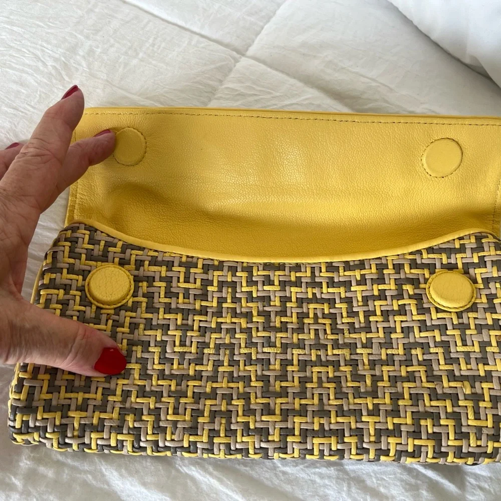 Adrienne Vittadini - Clutch bag - Picture 3 of 6